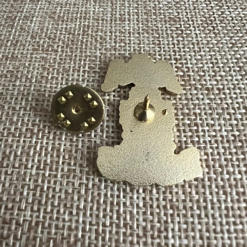 Vtg Alpha Phi Alpha 1906 Fraternity Crest Enamel Lapel Pin Gold Tone Academic 90
